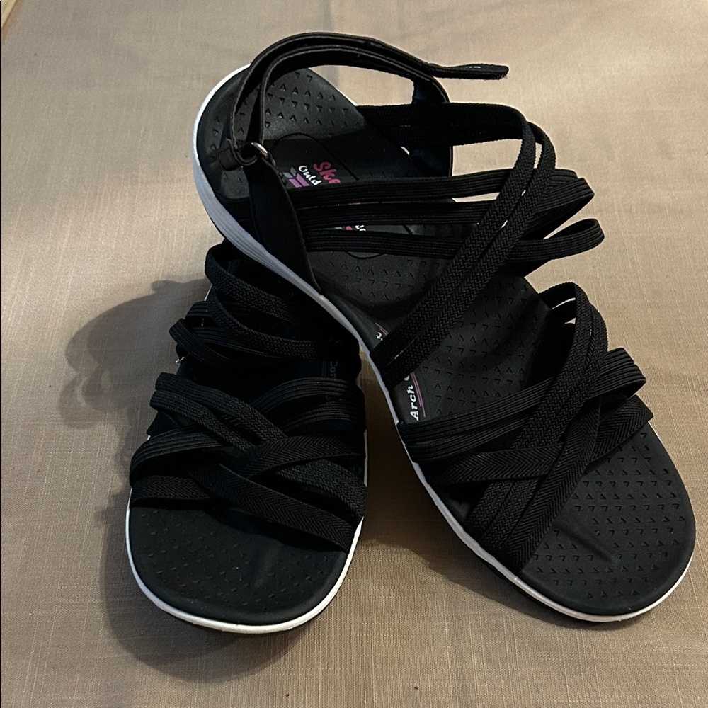 NWT Skechers Black Strappy Sandals